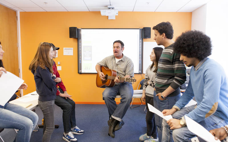 Learn English in San Francisco with EC English Language Centres3拷貝