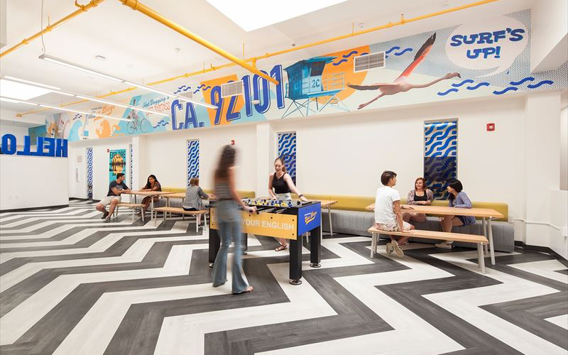 Stafford House International  San Diego7拷貝