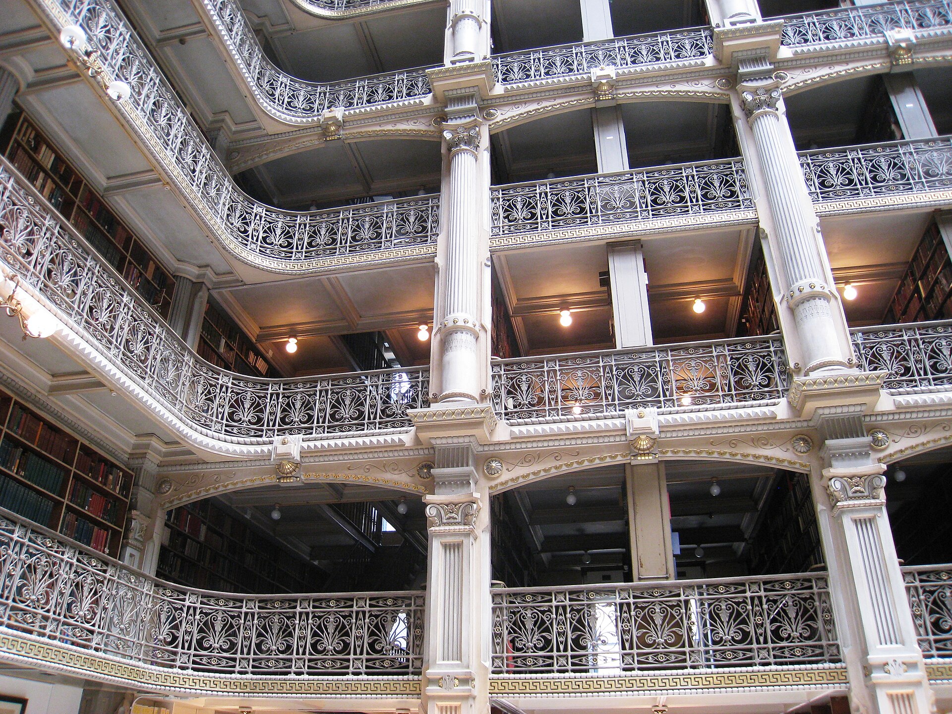 George_Peabody_Library,_Peabody_Institute_-_view_2